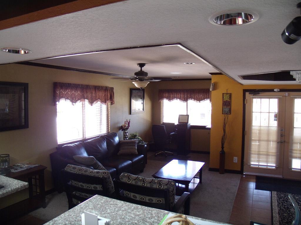 Country Inn Sterling Extérieur photo