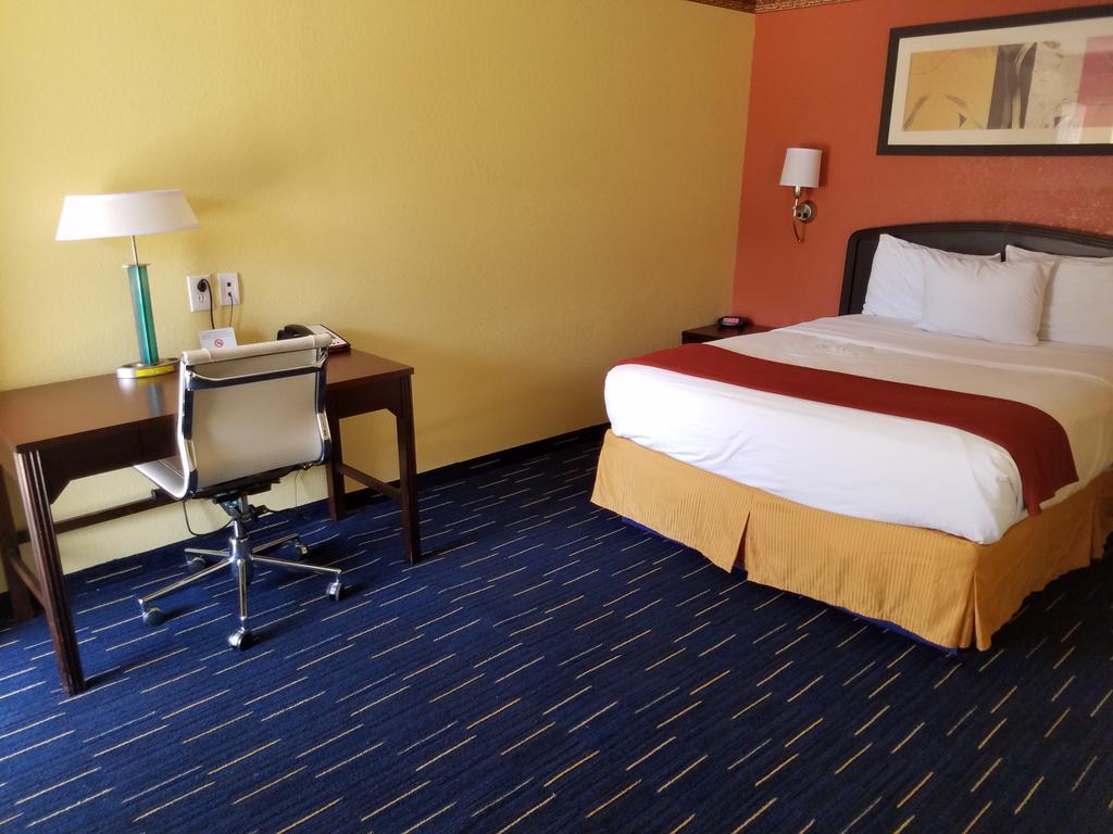Country Inn Sterling Extérieur photo