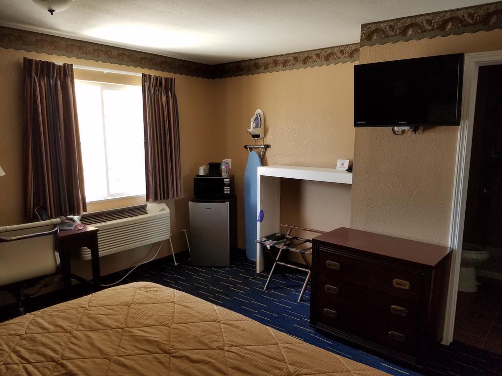 Country Inn Sterling Extérieur photo