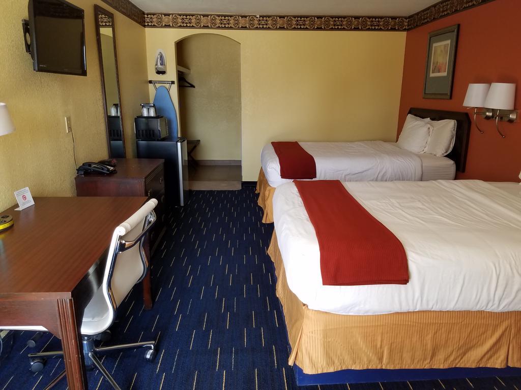 Country Inn Sterling Extérieur photo